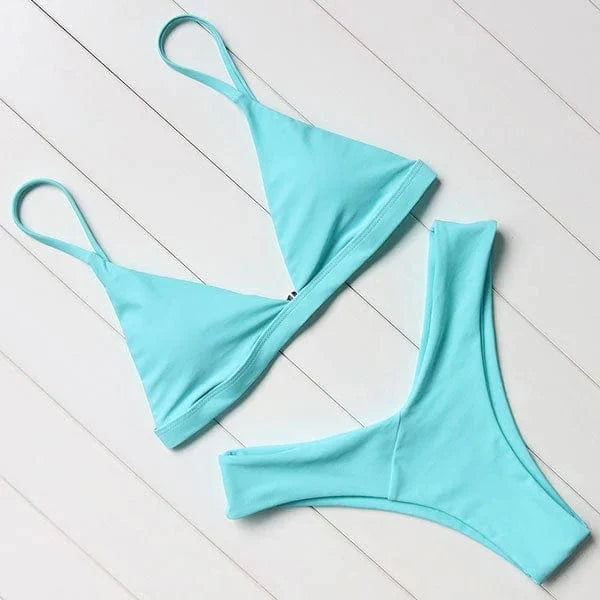 Womens Bikini with Triangle Top and High-Cut Briefs in Stretch Fabric