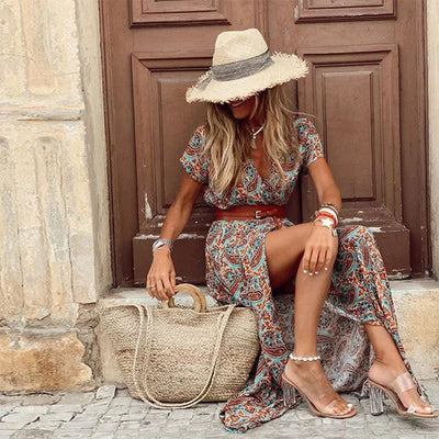 Boho-style maxi dress with paisley pattern and belt 1