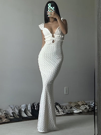 Cocktail Dress for Women, Backless Design with Seductive Neckline for Formal Occasions 3