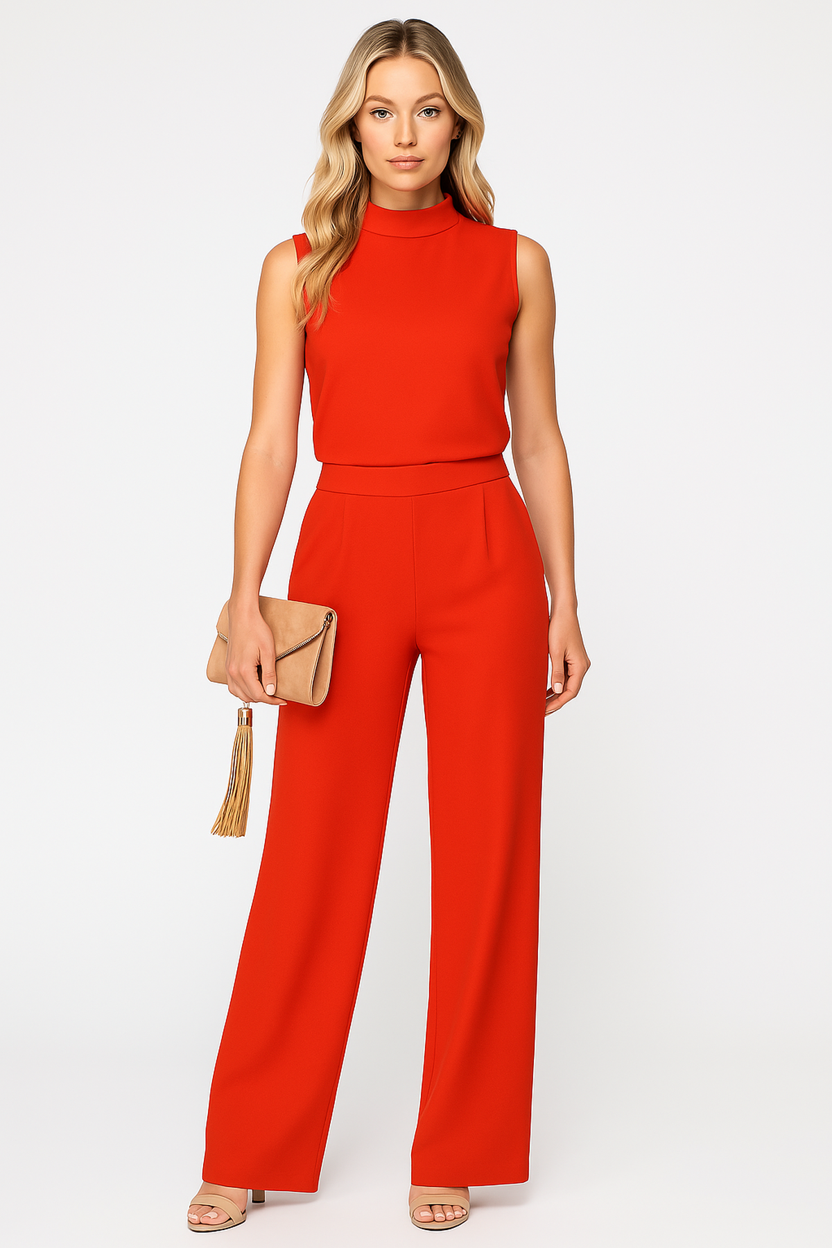 Elegant jumpsuit with sleeveless design and wide leg – a stylish combination for everyday wear and evenings out. 0