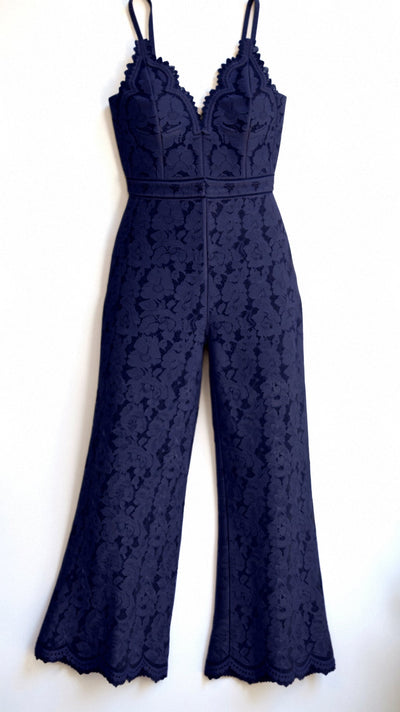 Elegant lace jumpsuit for stylish occasions 6