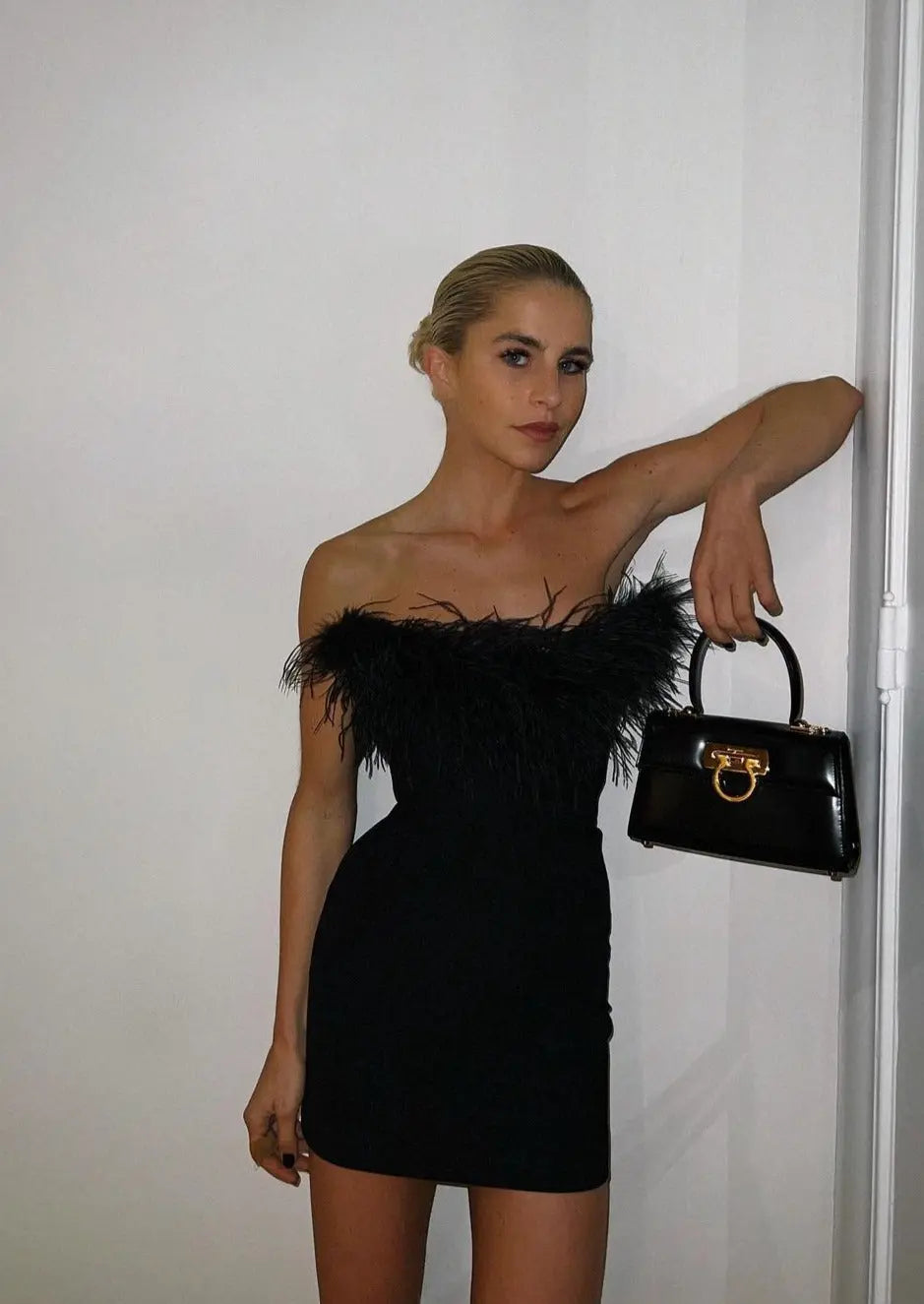 Grete | Elegant mini dress – Timeless design for feminine elegance 0