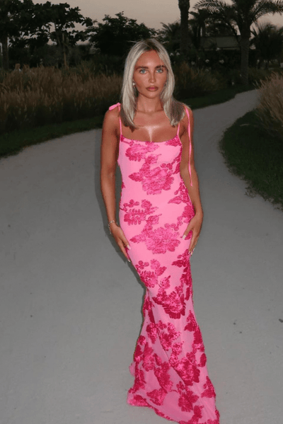 Maxi Dress for Women with Floral Embroidery and Sleeveless Design for Elegant Summer Occasions 0