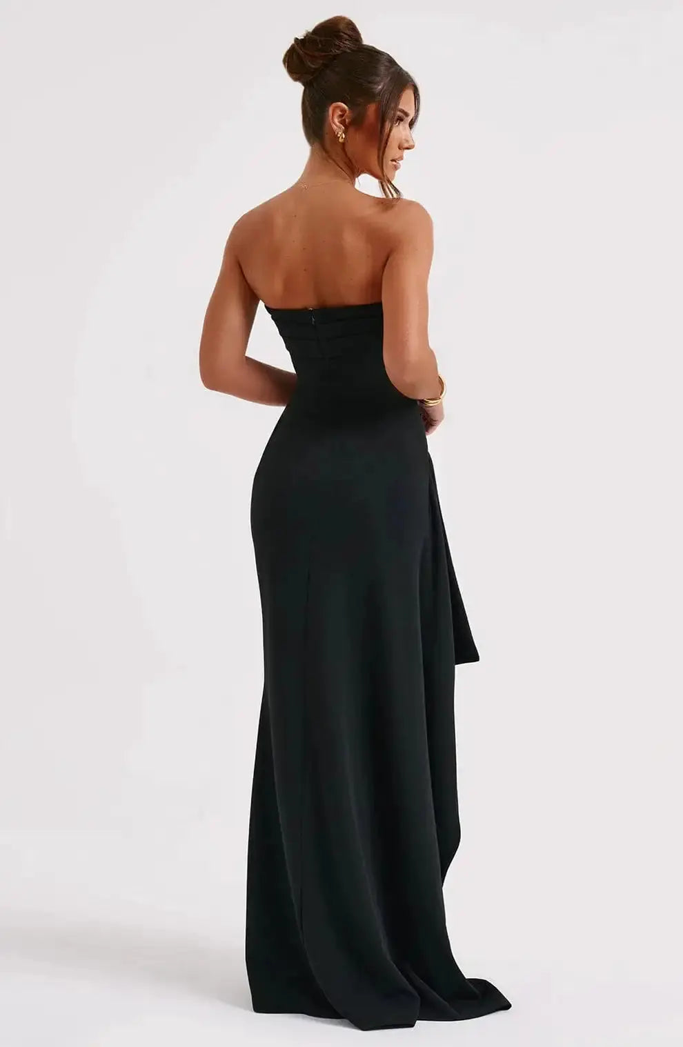 Maxi Dress for Women with Strapless Design and High Slit for Formal Occasions 2