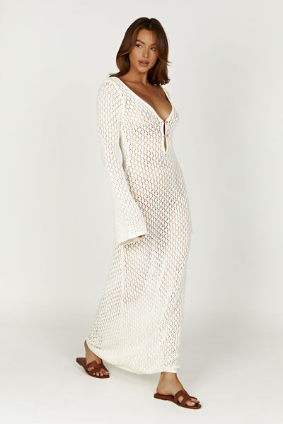 Maxi dress in a crochet look with a deep neckline and long sleeves 0