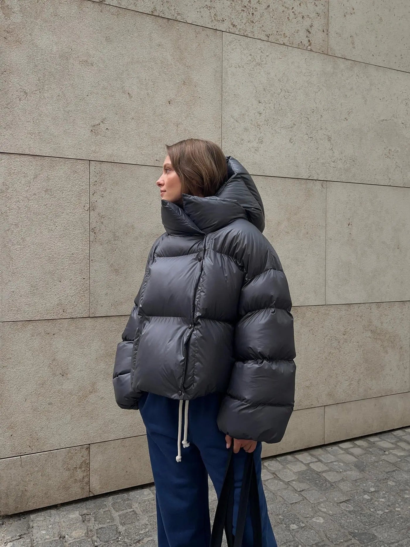 Puffer Jacket for Women - Quilted Warm Winter Coat with Modern Design and Voluminous Silhouette 2