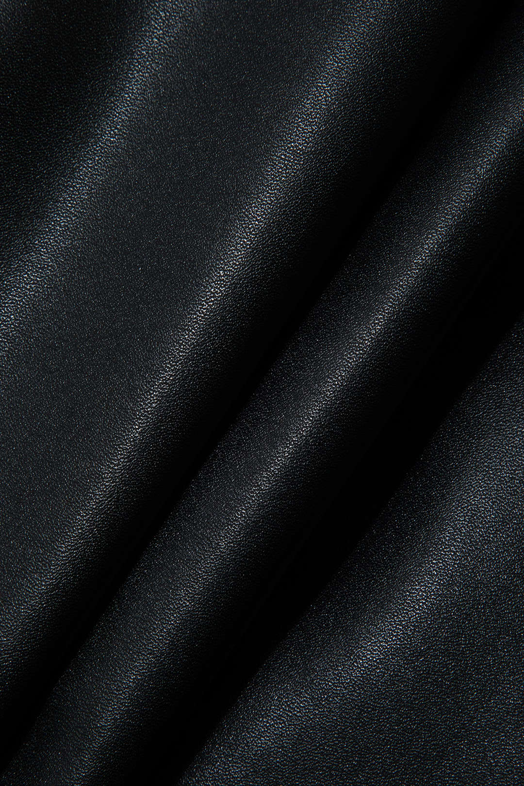 Selene | Modern faux leather mini skirt with side zipper and asymmetrical slit 2