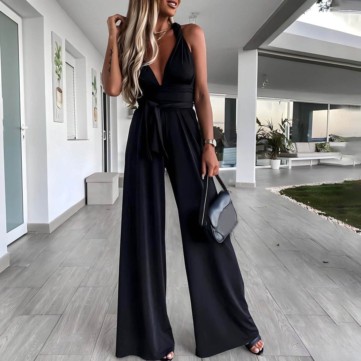 Sleeveless jumpsuit with V-neck for women | Summer 1