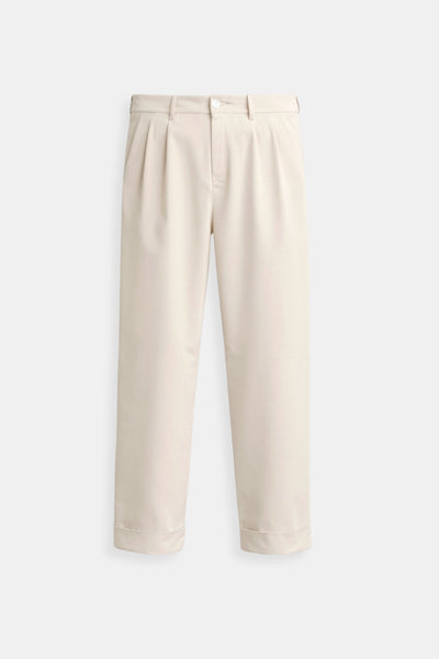 Timeless women's trousers with pleats and turned-up hem 0