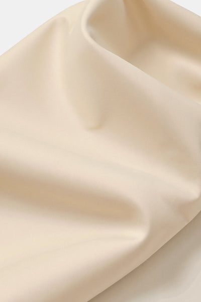 Timeless women's trousers with pleats and turned-up hem 5