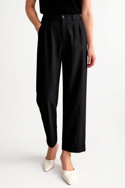 Timeless women's trousers with pleats and turned-up hem 7